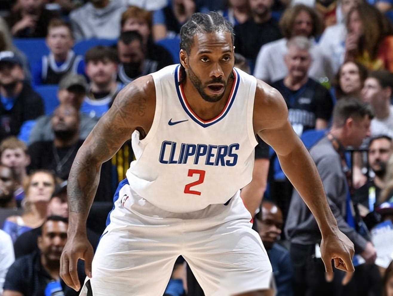 轮换球员出 轮换球员出