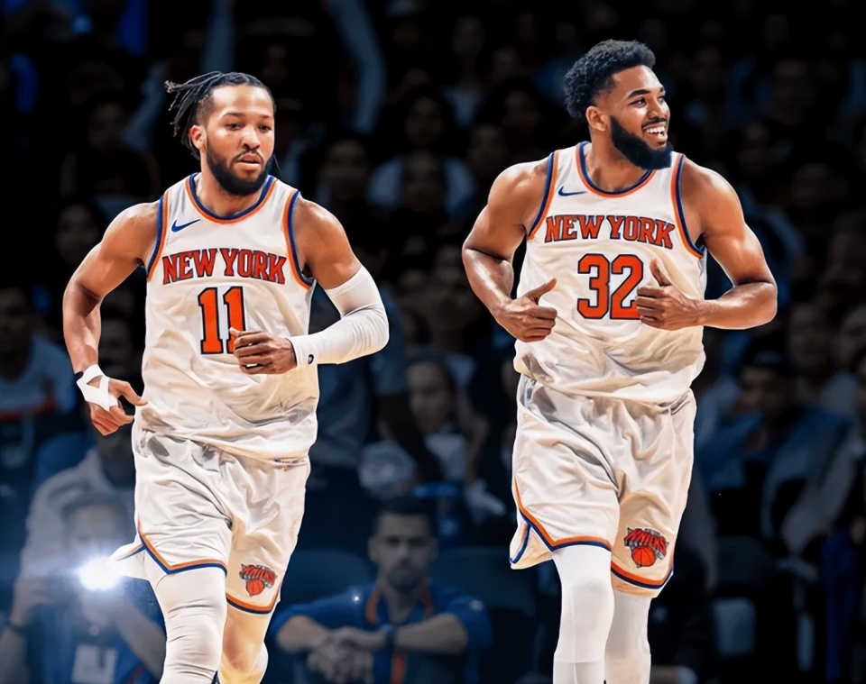 队内呼应明 队内呼应明